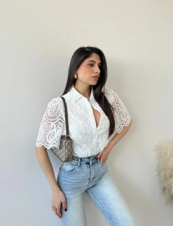 Blusa sangallo a manica corta
