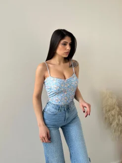 Body Flowers con coppe celeste