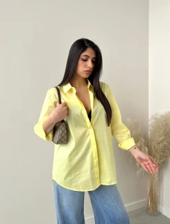 Camicia basic in cotone gialla