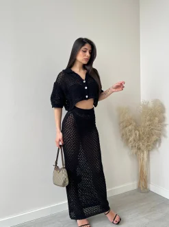 Completo in crochet traforato nero