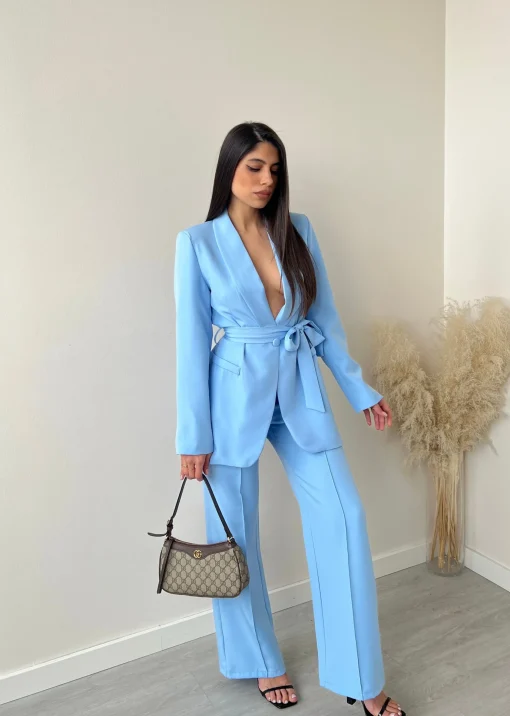 Completo Monaco celeste