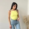 Maglia all'americana in modal gialla