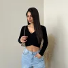 Maglia con incrocio nera