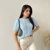 Maglia traforata a manica corta celeste