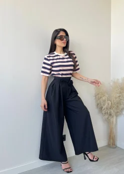 Pantalone oversize con cintura con fiore