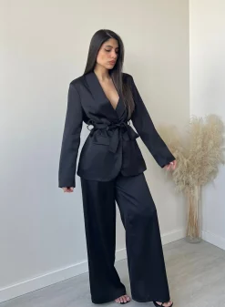 Pantalone palazzo in simil raso nero