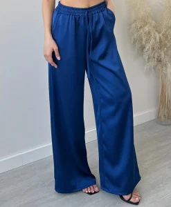 Pantalone palazzo in simil raso nero