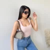 Top in maglia con scollo quadrato rosa