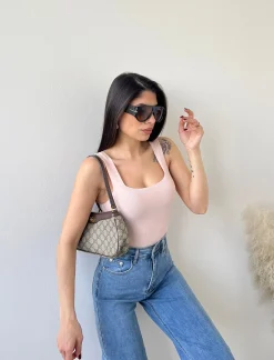 Top in maglia con scollo quadrato rosa